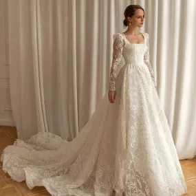 Here is an optimized title for the product:

Elegant Square Neck Wedding Dress with Luxury Lace and Detachable Sleeves

This title adds the modifier Elegant to emphasize the sophistication and refinement of the dress, while clearly conveying the key features of the product.